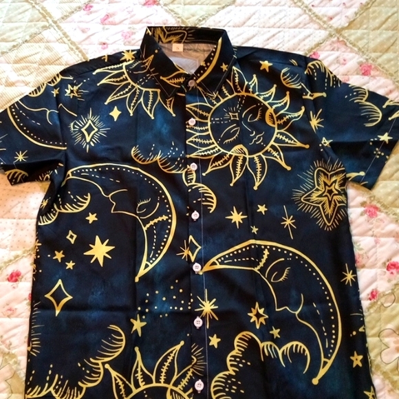 🆕 Men's Celestial Shirt - Picture 2 of 5